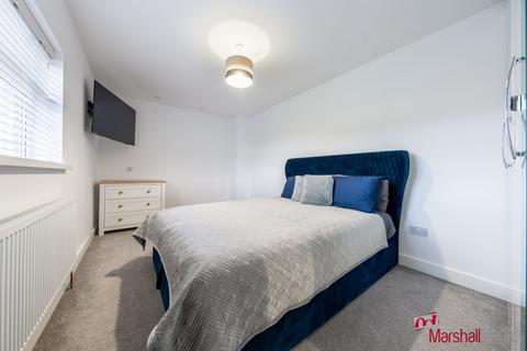 4 bedroom terraced house for sale, The Square, Watford, WD24