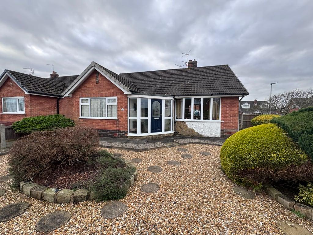Lanedale, Longton, Preston, PR4 3 bed detached bungalow for sale £285,000