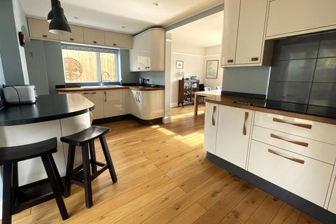 Bunts Knoll Bunts Lane, Seaton, EX12 2HT