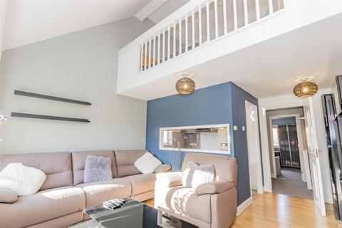 33 Heatherbank Close, Dartford, DA1 3PN