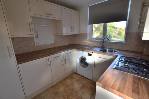 3 bedroom detached house to rent, Lansdowne Road, Shepshed LE12