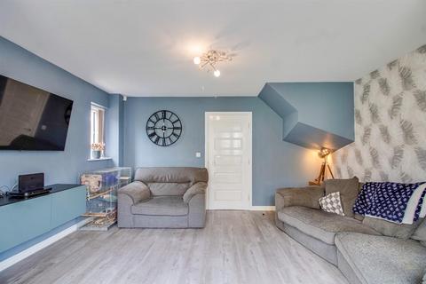 49 Springfield Road, Lofthouse, Wakefield, WF3 3FN