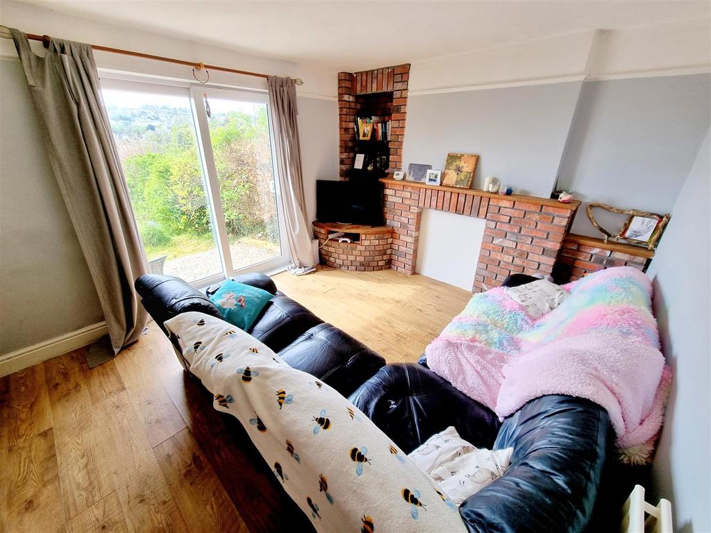 Sitting room.jpg