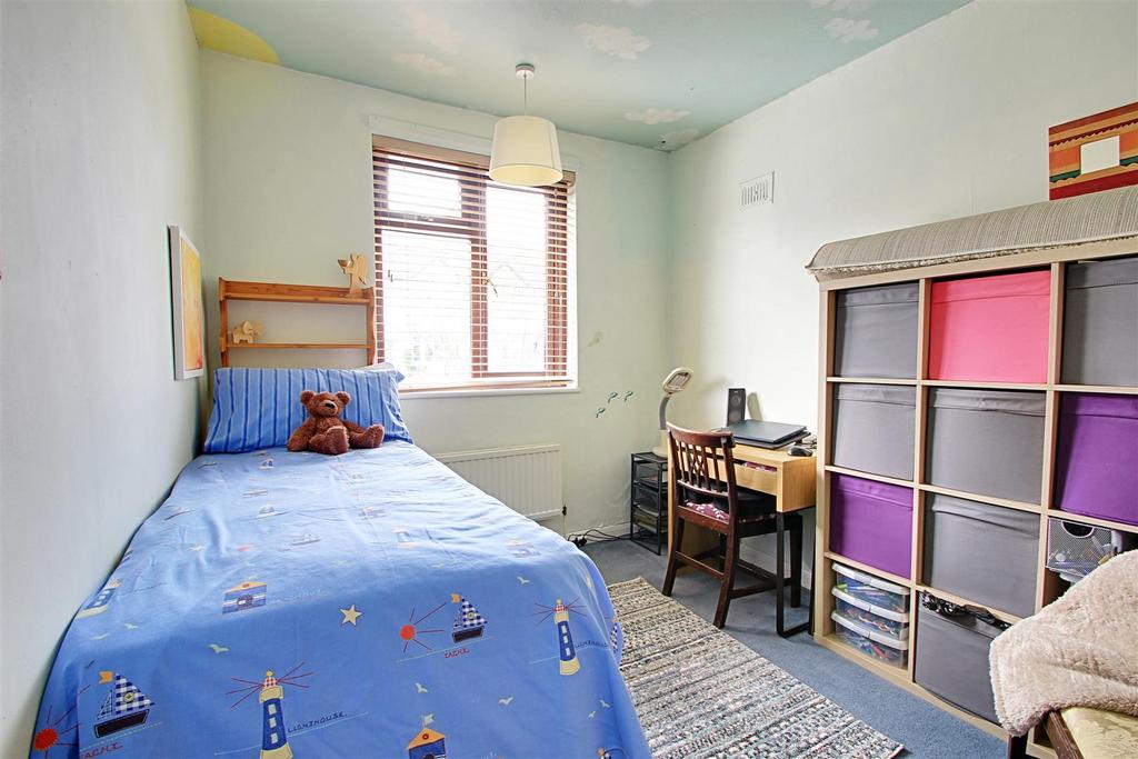 Bedroom 4.jpg