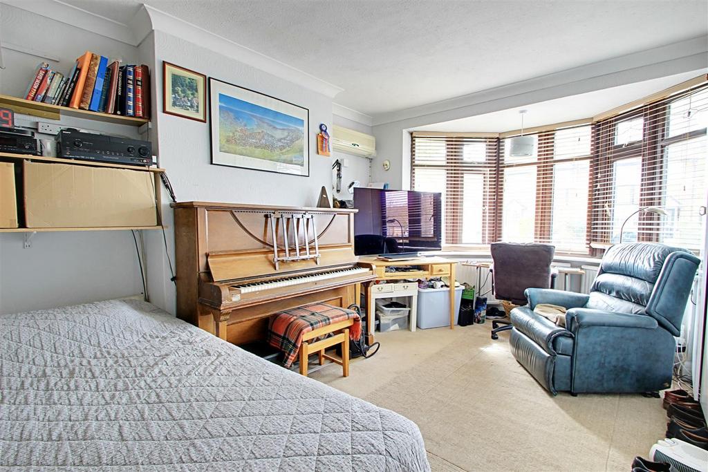 Bedroom 2.jpg