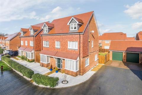 5 bedroom detached house for sale, Wiles Road, Maidstone