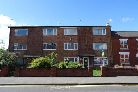 2 bedroom flat to rent, Charnwood Court, Coalville LE67