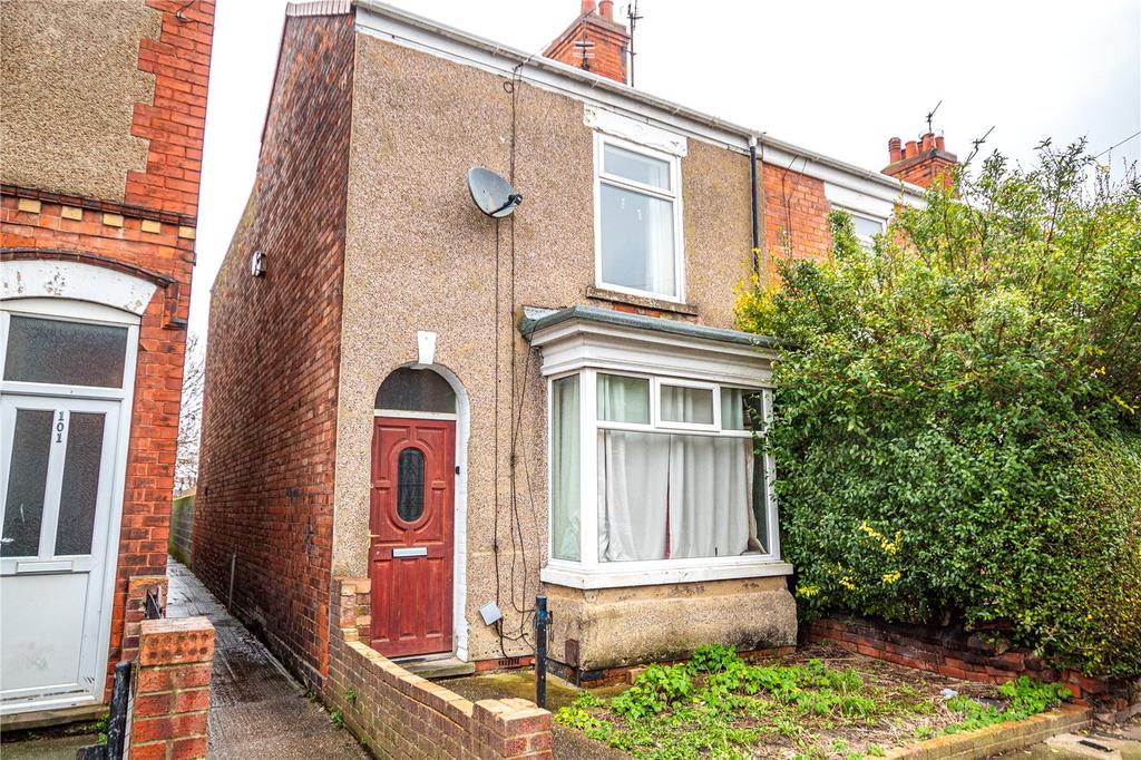 Torrington Street, Grimsby, Lincolnshire, DN32 3 bed terraced house for