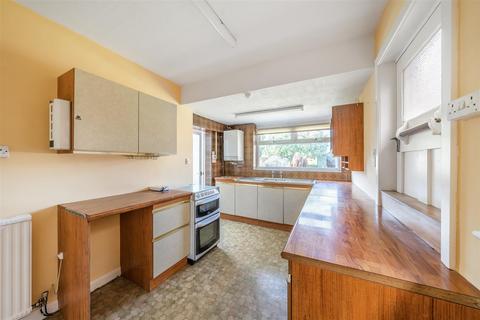 10 Ashmore Crescent, Poole, BH15 4DG