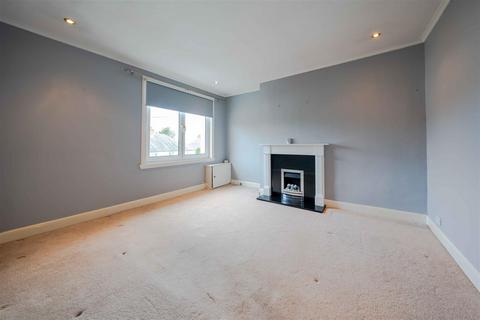 2 bedroom flat for sale, Drummond Crescent, Perth