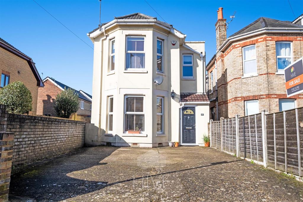 Alum Chine Road, Bournemouth BH4 3 bed detached house for sale £600,000