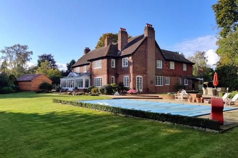 Porthilly Armstrong Road, Brockenhurst, SO42 7TA