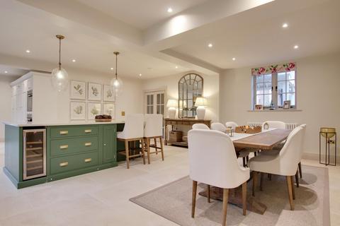 Porthilly Armstrong Road, Brockenhurst, SO42 7TA