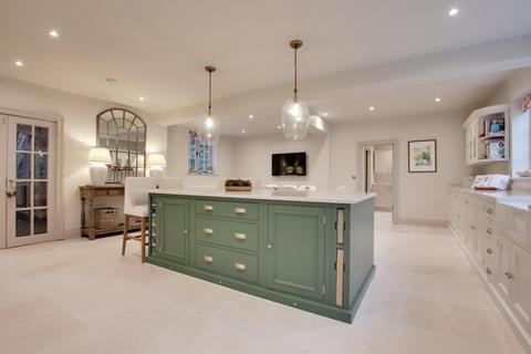 Porthilly Armstrong Road, Brockenhurst, SO42 7TA