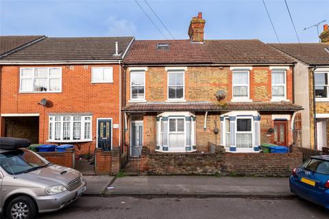4 bedroom semi-detached house for sale, Park Road, Sittingbourne, Kent, ME10