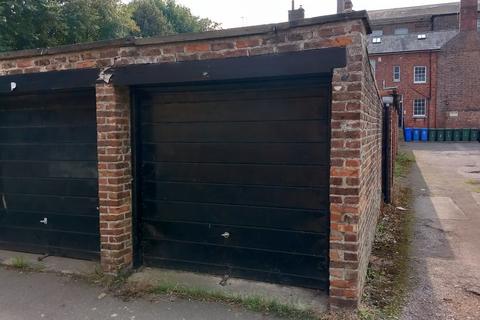 Garage to rent - Witham Bank East, Boston, Lincolnshire