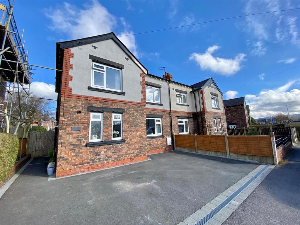 Rutland Road, Macclesfield 3 bed semidetached house for sale £230,000