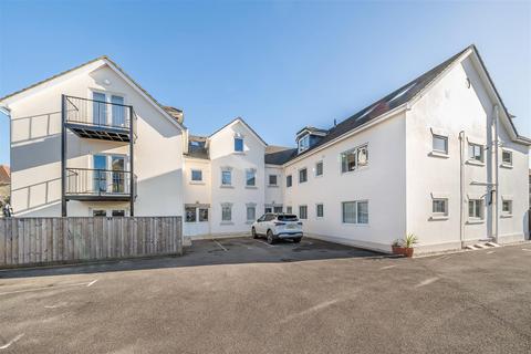 3 bedroom flat for sale, Victoria Avenue, Swanage BH19