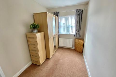14 Ambleside Close, Macclesfield, SK11 8PY