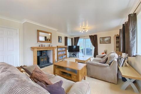 6 bedroom detached bungalow for sale, Hundleton, Pembroke