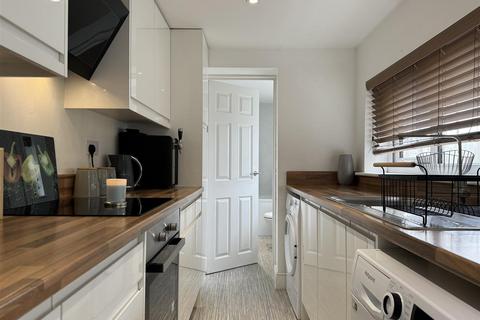 3 bedroom end of terrace house for sale - Kirkley Run, Lowestoft