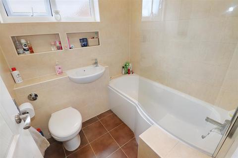 3 Fox Close, Elstree, Borehamwood, WD6 3HS