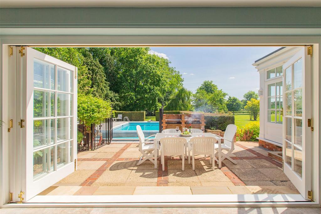 Ingrave Hall HR 042.jpg