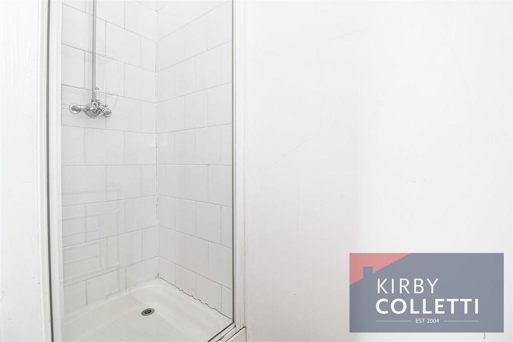 En suite shower room