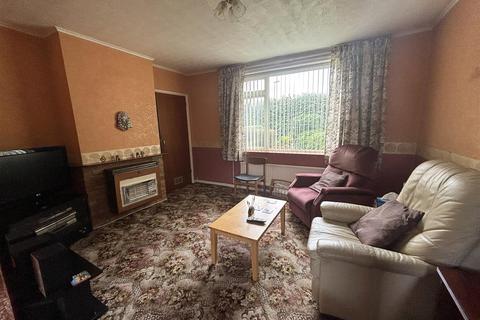 3 bedroom semi-detached house for sale, Amhurst Close, New Parks, Leicester