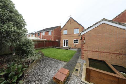 3 bedroom detached house for sale - Parcevall Drive, Kingswood, Hull