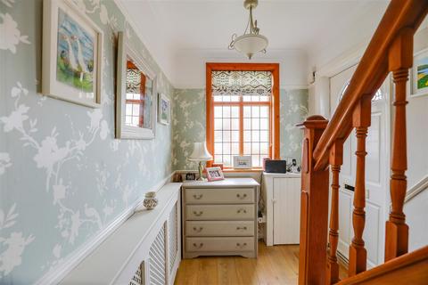 13 Athelstan Road, Cardiff, CF14 2EN