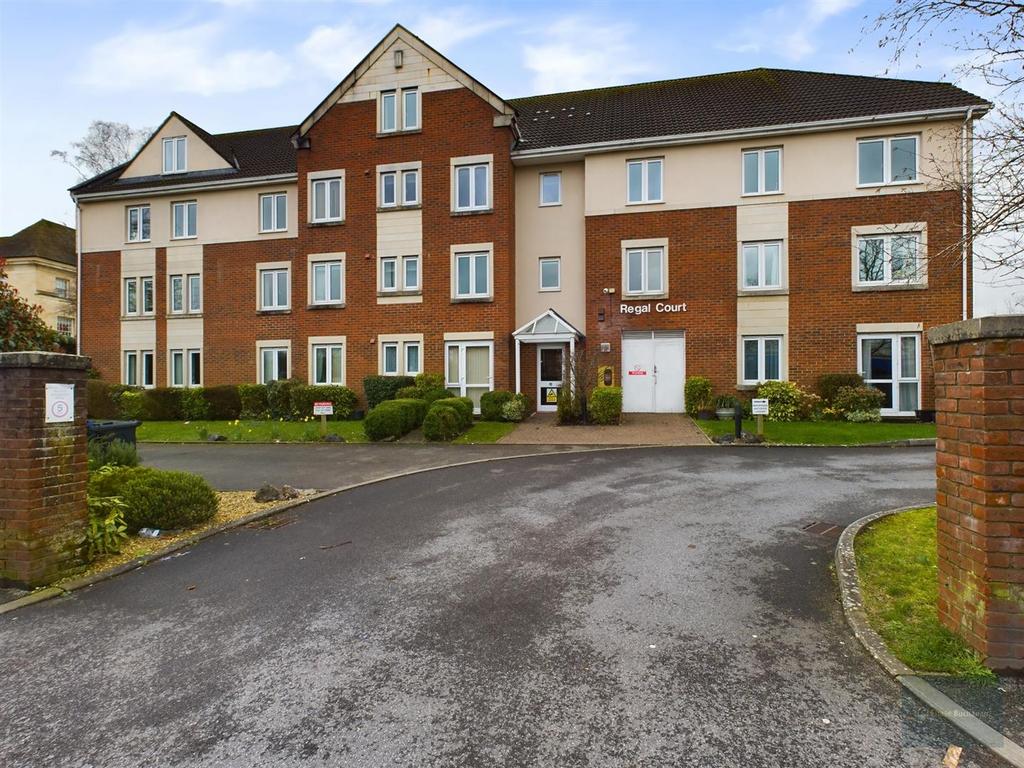 Regal Court, Trowbridge BA14 1 bed retirement property for sale £94,950