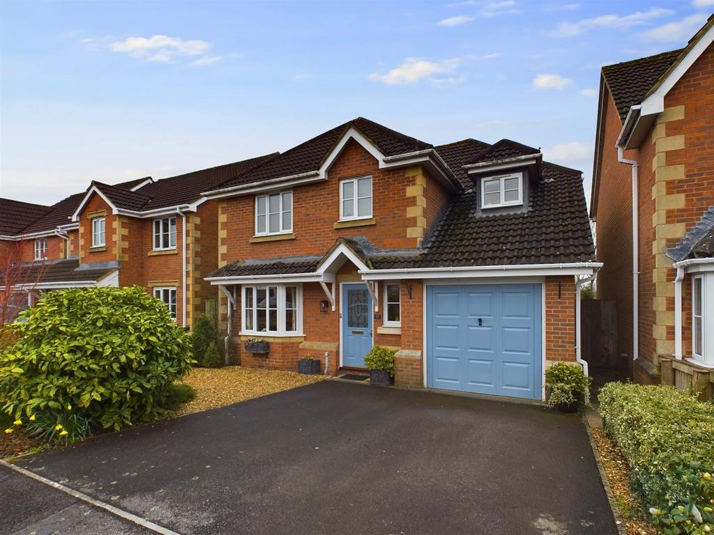 Spring Meadows, Trowbridge BA14 4 bed detached house for sale £399,950