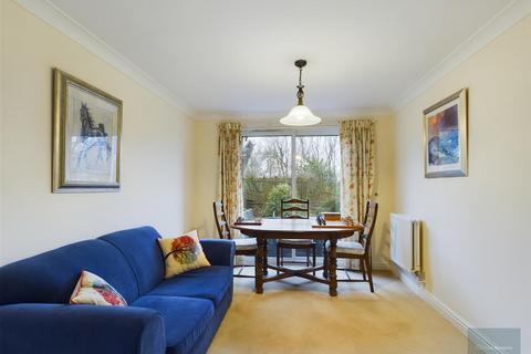52 Spring Meadows, Trowbridge, BA14 0HD