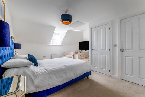 3 bedroom detached house for sale - Sandringham Avenue, Stratford-Upon-Avon