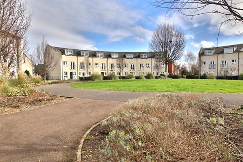 2 bedroom flat for sale, Braeburn House, Victoria Circus, Tewkesbury