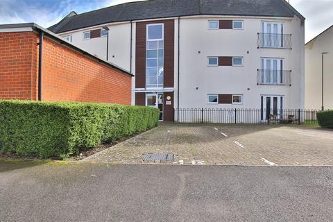 2 bedroom flat for sale, Braeburn House, Victoria Circus, Tewkesbury