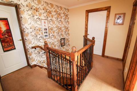 1 Barford Close, Fleet, GU51 3HJ