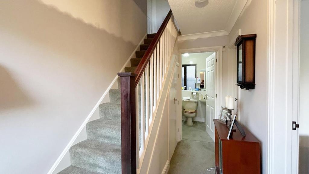 Hallway.jpg