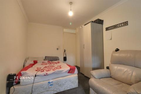 1 bedroom maisonette for sale, Northolt, UB5
