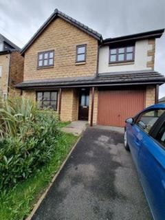 4 bedroom house to rent, Apex Close, Burnley BB11