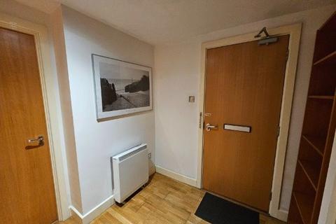 2 bedroom flat to rent, Upper College Street, Nottingham NG1