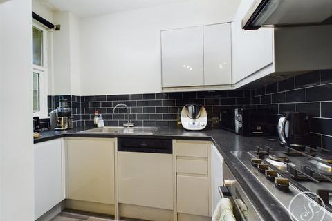 1 bedroom flat for sale, Newton Villas, Chapeltown Road, Leeds