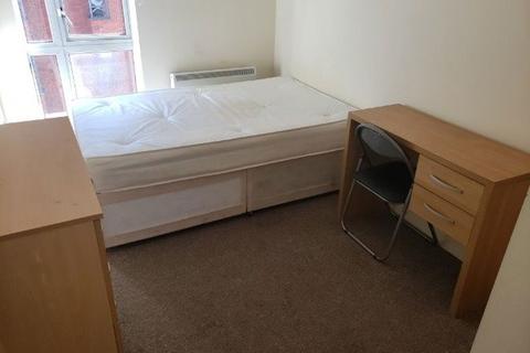 2 bedroom house to rent, Upper College Street, Nottingham NG1