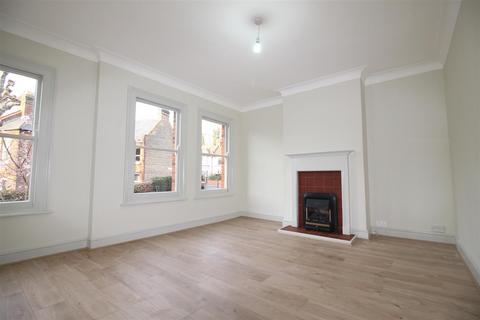 1 bedroom apartment to rent, Hawarden Road, London E17