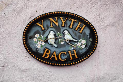 4 bedroom semi-detached house for sale - Y Nyth Bach, 1 Gerddi Windsor, Newport