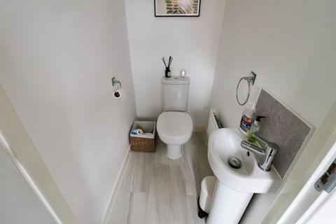 21 Caesar Drive, Nuneaton, CV11 6ZD