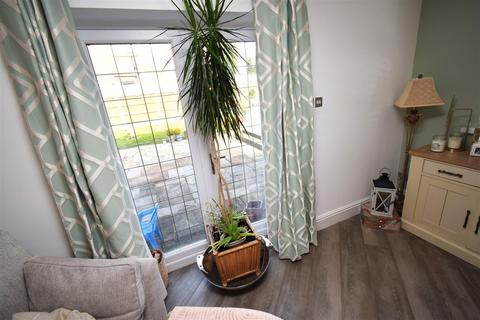 118 Dobb Brow Road, Westhoughton, Bolton, BL5 2BA