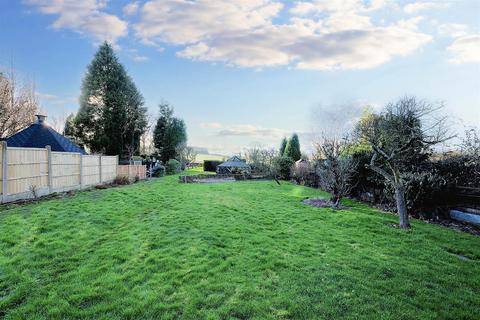 3 bedroom detached bungalow for sale, Mansfield Road, Redhill, Nottingham