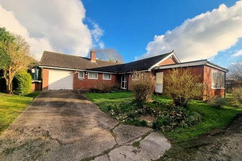 3 bedroom detached bungalow for sale, Greenhouse Road, All Cannings